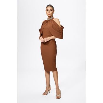 Rochie de ocazie din crepe cu strass-uri si decupaje la umeri Irenka Maro