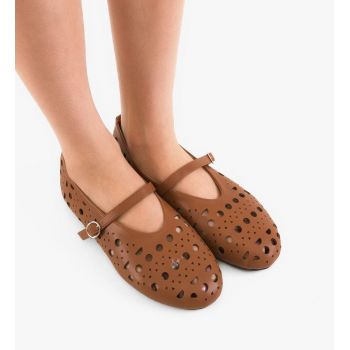 Balerini dama Margret Camel