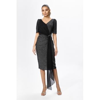 Rochie de ocazie din licra cu fir lame si detaliu din voal tip esarfa Brillia Argintie