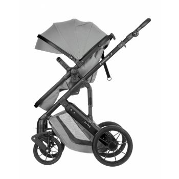 Carucior copii transformabil 3in1 KikkaBoo Darling LightGrey 2024,Reversibil,Cadru din aluminiu,Roti pivotante,Suspensii,Spatar reglabil,Maner parinte reglabil,Scaun auto i-Size,Geanta,Suport pahar,Husa picioare,Plasa insecte