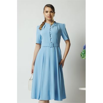 Rochie DY Fashion office din triplu voal bleu cu nasturi la bust si curea in talie