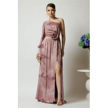 Rochie Ella Collection Noa lunga de ocazie roz din satin cu floare maxi pe talie