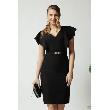 Rochie LaDonna eleganta din stofa neagra cu accesoriu in talie si volane