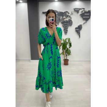 Rochie midi din bumbac, cu elastic in talie si imprimeu albastru pe fond verde