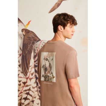 tricou din bumbac culoarea bej, cu imprimeu