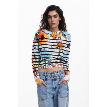 Bluza cu decolteu la baza gatului si model in dungi