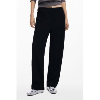 Pantaloni cu croiala dreapta si model uni