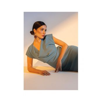 Rochie asimetrica cu decolteu cu apa - albastru rece -