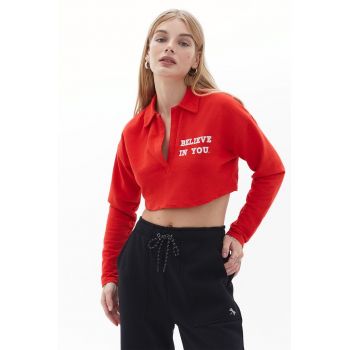 Bluza crop polo cu text