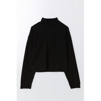 Bluza striata cu guler inalt