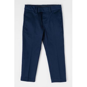 Pantaloni chino cu talie medie