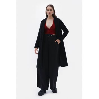 Pantaloni din amestec de lyocell cu croiala ampla