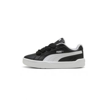 Pantofi sport cu sireturi