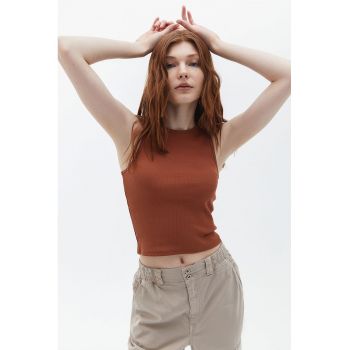 Top crop cu striatii