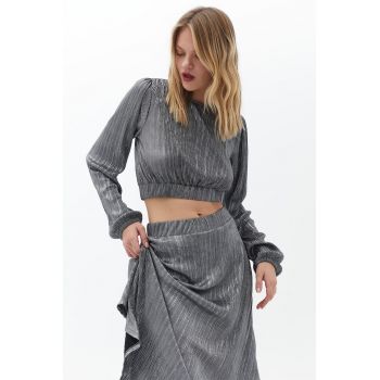 Bluza crop cu aspect metalic si terminatie elastica