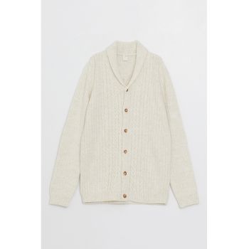 Cardigan tricotat cu nasturi si model torsade