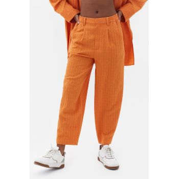 Pantaloni crop cu talie medie