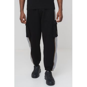 Pantaloni din amestec de bumbac cu snur