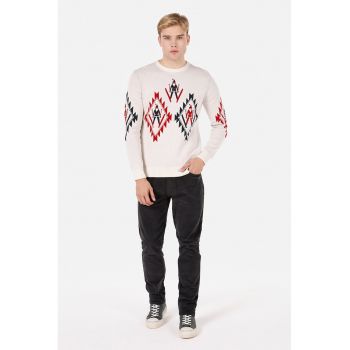 Pulover cu model geometric