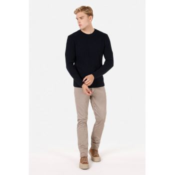 Pulover slim fit din amestec de lana