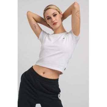 Tricou crop cu detaliu logo