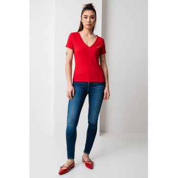 Tricou slim fit cu decolteu in V