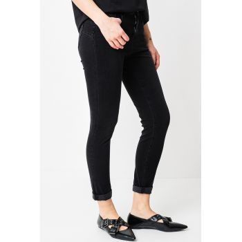 Blugi skinny cu talie medie
