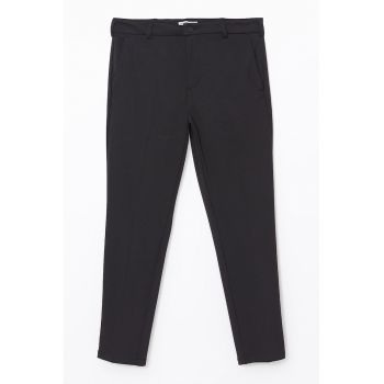 Pantaloni chino slim fit