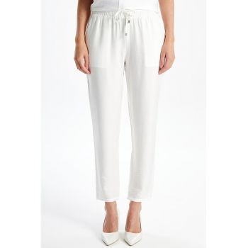 Pantaloni cu snur in talie