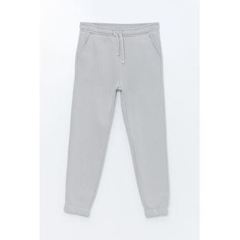 Pantaloni de trening cu snur de ajustare si buzunare oblice