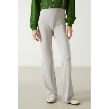 Pantaloni de trening cu talie elastica