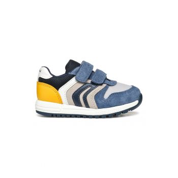 Pantofi sport cu velcro si garnituri din piele intoarsa