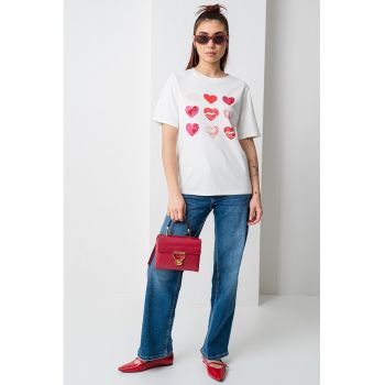 Tricou din bumbac cu imprimeu cu inimi