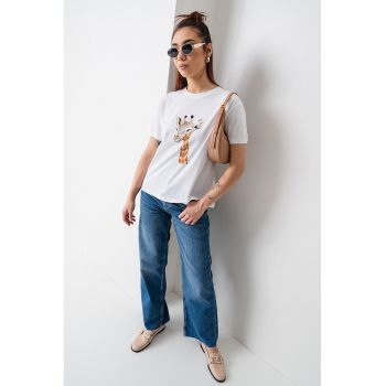 Tricou lejer cu strasuri