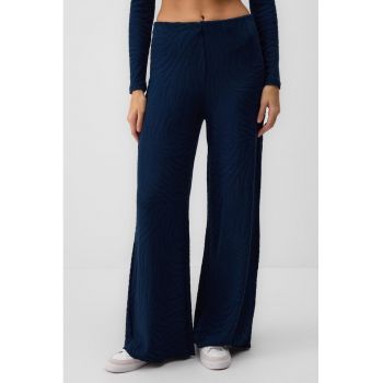 Pantaloni ampli