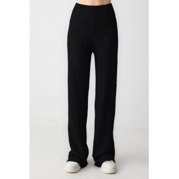 Pantaloni drepti uni