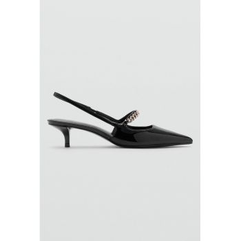 Pantofi lacuiti cu toc kitten