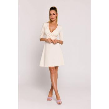 Rochie cu partea de sus petrecuta