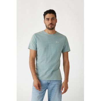 Tricou din bumbac cu decolteu la baza gatului si logo brodat