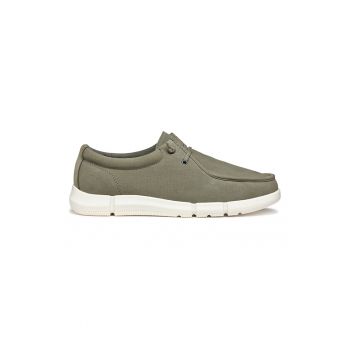 Pantofi boat cu garnituri de piele intoarsa