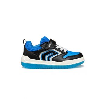 Pantofi sport cu plasa din material textil si velcro