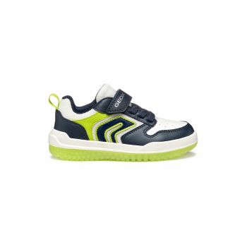 Pantofi sport cu plasa din material textil si velcro