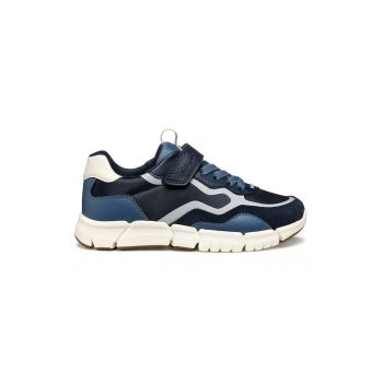 Pantofi sport cu velcro si garnituri de piele intoarsa