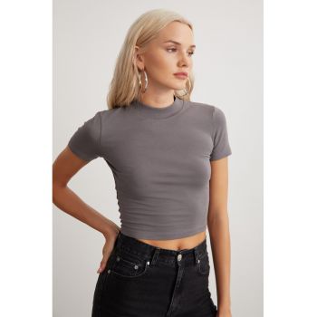 Tricou crop de bumbac