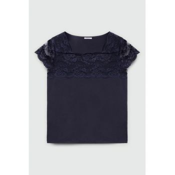 Tricou cu insertie de dantela