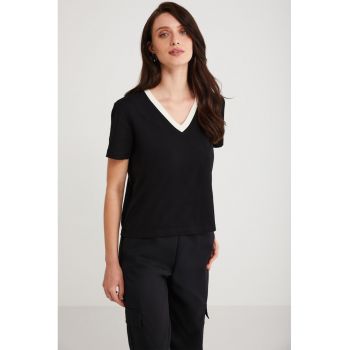 Tricou de bumbac cu decolteu in V