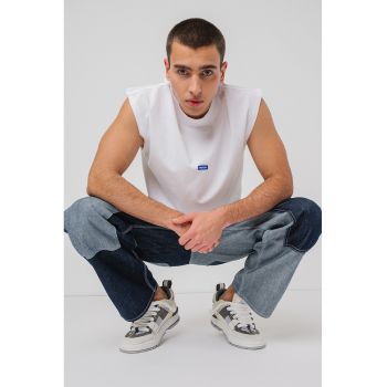 Tricou fara maneci cu decolteu la baza gatului Navertz