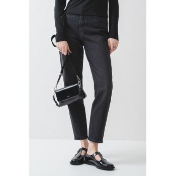 Blugi crop mom fit