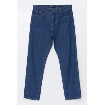 Blugi regular fit cu talie medie