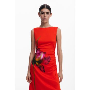 Rochie fara maneci cu imprimeu si model drapat